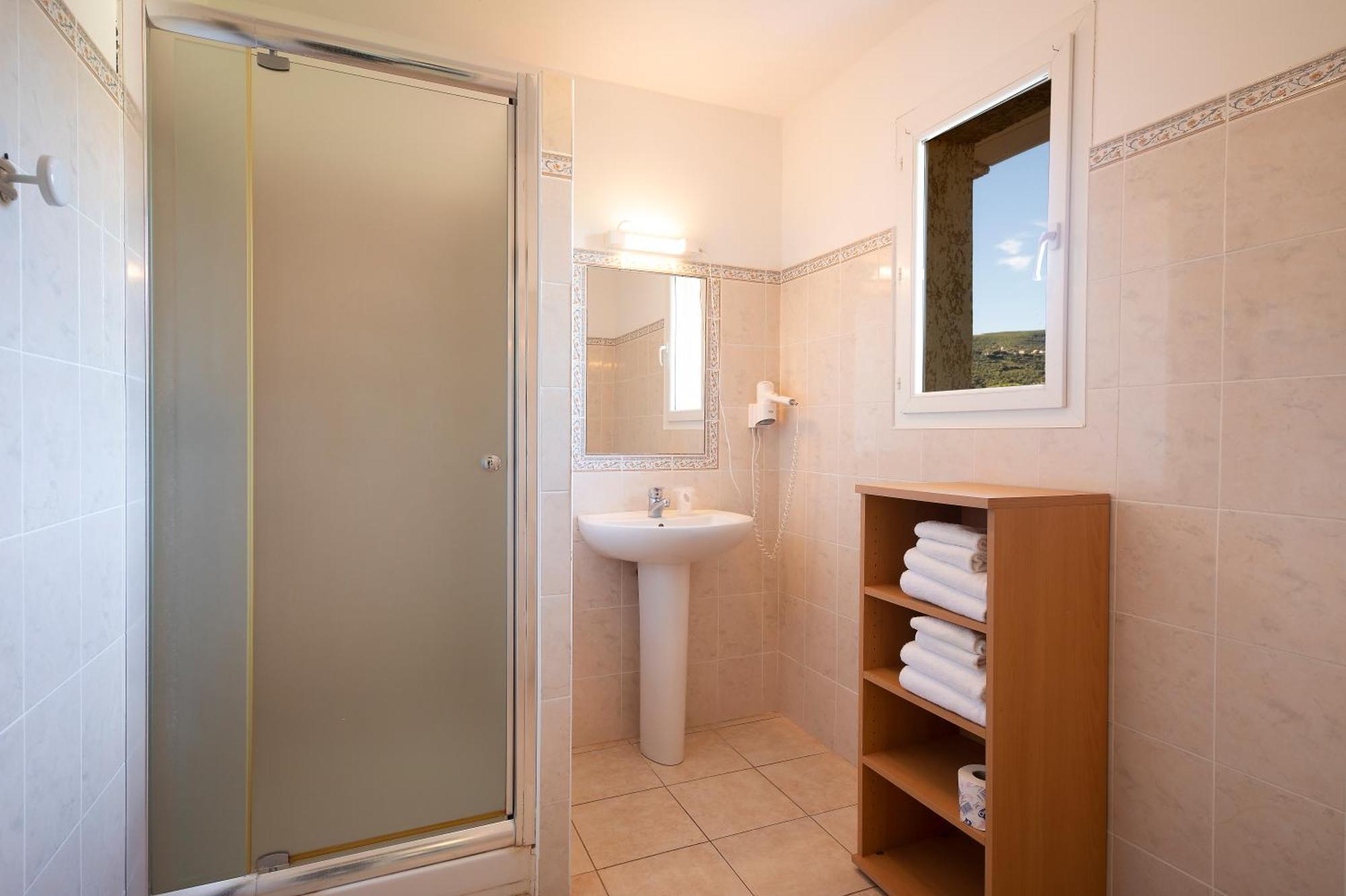 U Libecciu Hotel Macinaggio  Room photo